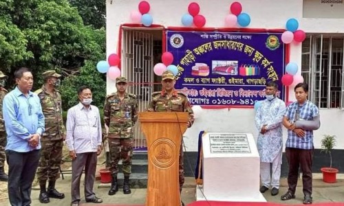 গুইমারায় সেনাবাহিনীর উদ্যোগে কম্বল কারখানার উদ্বোধন