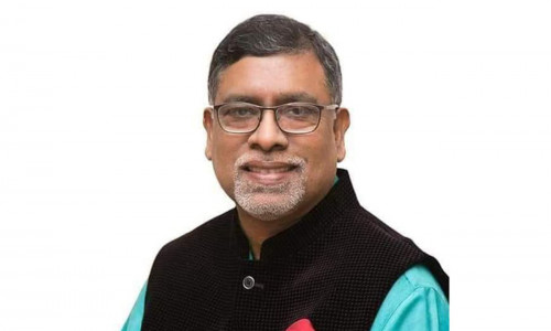 বয়স ৫০ হলেই বুস্টার ডোজ