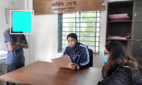 খাগড়াছড়িতে যৌন হেনস্তাকারী কিশোর আটক, সহানুভূতি দেখালেন তরুণী !