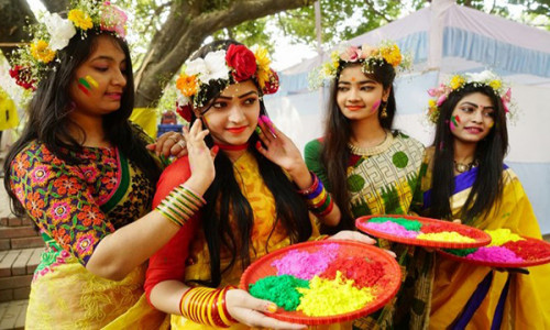 রাত পোহালেই ফাগুন ও বিশ্ব ভালোবাসা দিবস