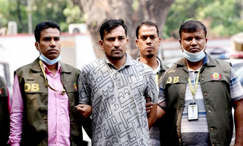 টিপুকে হত্যার কন্ট্রাক্ট নেন শুটার মাসুম
