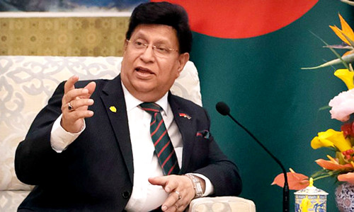 সংহতি প্রকাশে আমিরাতে গেলেন ডঃ এ কে আব্দুল মোমেন