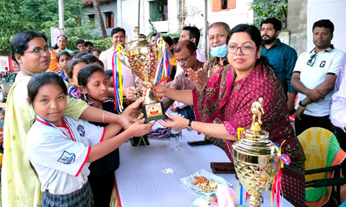 বান্দরবানে বঙ্গবন্ধু ও বঙ্গমাতা ফুটবল টুর্ণামেন্টের পুরস্কার বিতরণ অনুষ্ঠিত