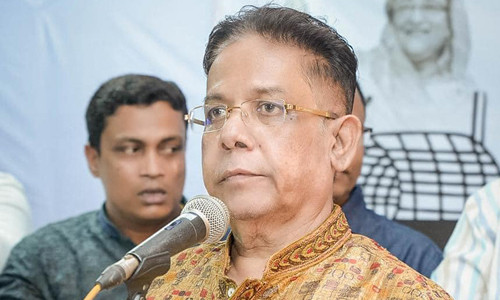 আজ শপথ নিয়েছেন কুমিল্লা সিটি মেয়র