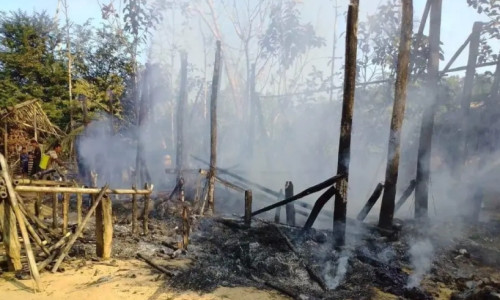 বসতঘর পুড়ে ছাই হলো রাজস্থলীতে