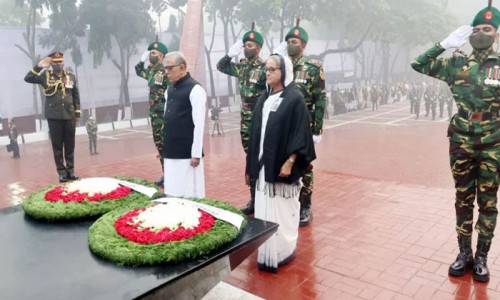 শহীদ বুদ্ধিজীবীদের প্রতি রাষ্ট্রপতি-প্রধানমন্ত্রীর শ্রদ্ধা