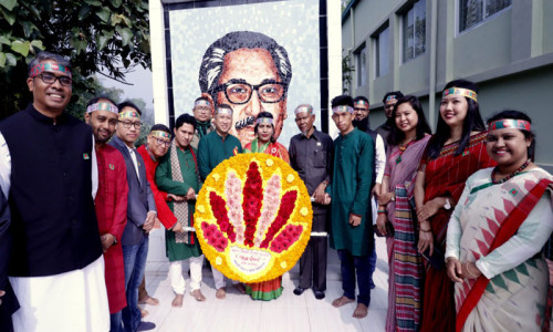 "বিজয়ের ধারা বজায় রাখতে সাম্প্রাদায়িক শক্তির বিরুদ্ধে রুখে দাঁড়াতে হবে: ড. সেলিনা আখতার