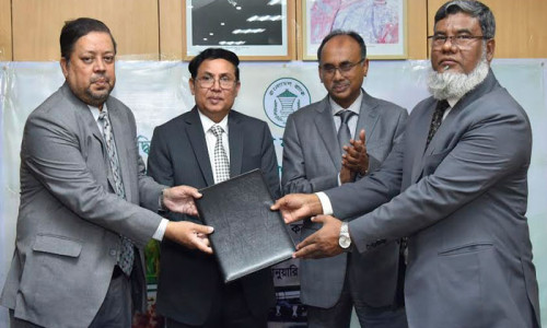 সাউথইস্ট ব্যাংকের সাথে বাংলাদেশ ব্যাংকের চুক্তি স্বাক্ষর