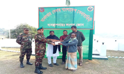 লংগদু জোনের উদ্যোগে অগ্নিকাণ্ডে ক্ষতিগ্রস্তদের মাঝে অনুদান প্রদান