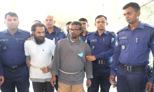 বান্দরবানে দুই শীর্ষ জঙ্গীকে কারাগারে প্রেরণ