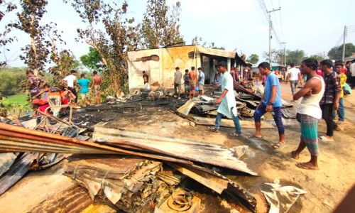 মাটিরাঙ্গার রামশিরায় আগুনে পুড়ল ১১ দোকান, অর্ধ কোটি টাকার ক্ষয়ক্ষতি