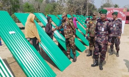 পাহাড়ে সাম্প্রদায়িক সম্প্রীতির বন্ধন অটুট রাখতে সেনাবাহিনী ও বিজিবি কাজ করছে