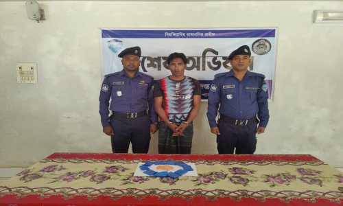 নাইক্ষ্যংছড়িতে ইয়াবাসহ আটক ১