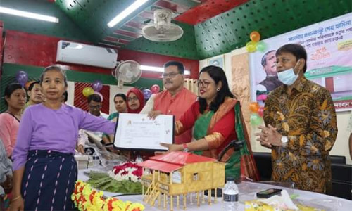 বান্দরবানের চতুর্থ পর্যায়ে প্রধানমন্ত্রীর উপহারের ঘর পেলেন ভূমি-গৃহহীন ৪৩০ পরিবার