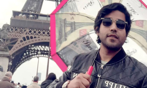 কোথাও দেখা মিলছে না আরাভ খানের