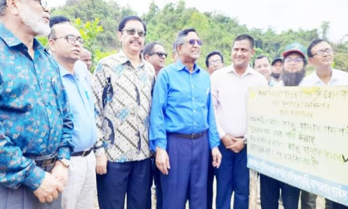 কাজু-কফি চাষে পাল্টে যাবে পাহাড়ের অর্থনৈতিক চেহারা: কৃষিমন্ত্রী
