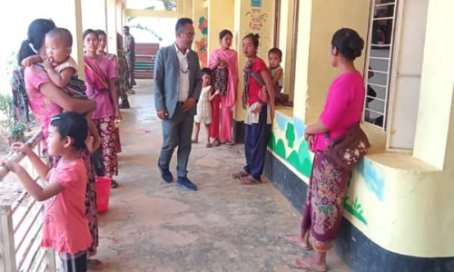 বান্দরবানের রুমায় সশস্ত্র সংগঠন কেএনএফের কারণে প্রায় তিন মাস পর বিদ্যালয়ে পাঠদান কার্যক্রম শুরু
