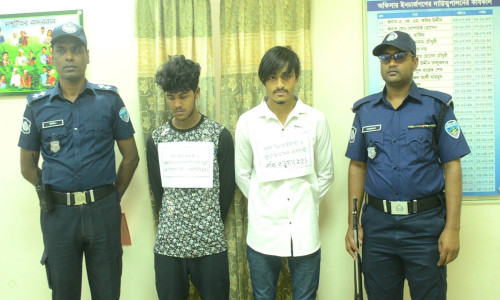 অবশেষে গ্রেফতার হল বান্দরবানে কুখ্যাত মাদক ব্যবসায়ী “রকি
