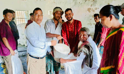 ঈদুল ফিতর উপলক্ষে রাজস্থলীতে ৩হাজার ৭শ ৯৩ পরিবারের মাঝে ভিজিএফের চাল বিতরণ