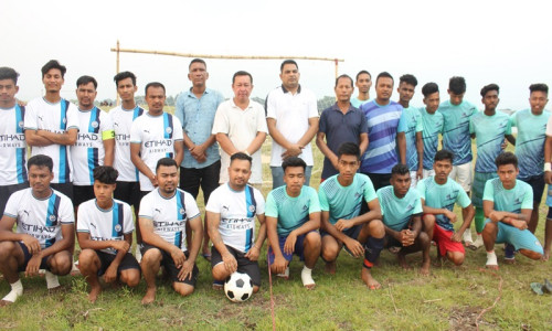 গর্জনতলীতে বলাকা ক্লাবের ফুটবল টুর্ণামেন্ট উদ্বোধন