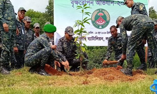 লংগদুতে ৩৮ আনসার ব্যাটালিয়ন এর বৃক্ষরোপণ অভিযান