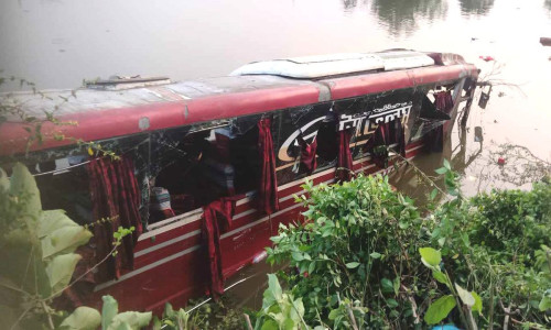 অটোরিক্সাকে চাপাদিয়ে ৬জন হতাহতের ঘটনায় অভিযুক্ত বাস চালক গ্রেফতার