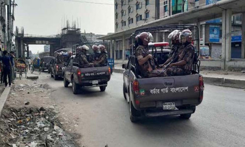 আইনশৃঙ্খলা পরিস্থিতি নিয়ন্ত্রণে ১৫২ প্লাটুন বিজিবি মোতায়েন