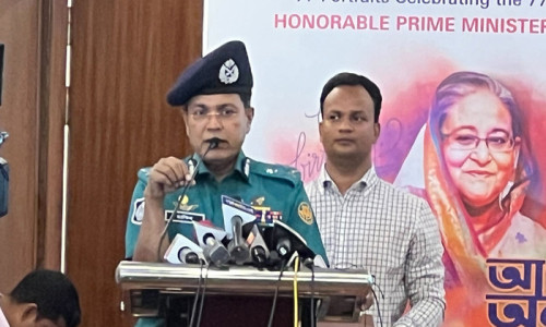 দলীয় কার্যালয়ে বিএনপি নেতারাই তালা দিয়েছে: ডিএমপি কমিশনার