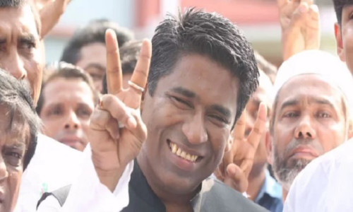 স্বতন্ত্র প্রার্থী হিসেবে মনোনয়ন জমা দিয়েছেন জেএসএস নেতা ঊষাতন তালুকদার