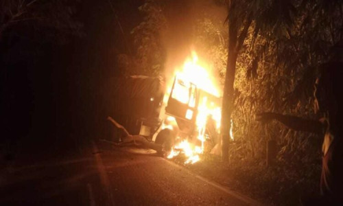 গুইমারায় ট্রাকে আগুন : নিহতের পরিবারের ৯ সদস্য এখন দিশেহারা