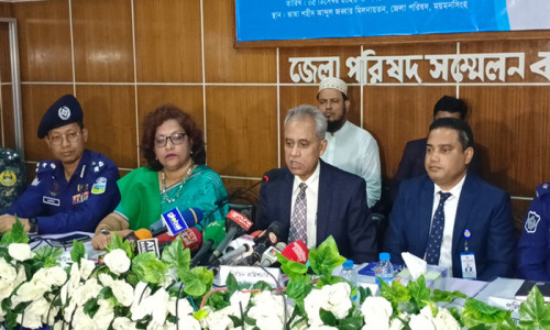 নির্বাচনে সেনাবাহিনী থাকবে: ইসি আলমগীর