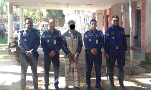 রাজস্থলীতে বন মামলার সাজাপ্রাপ্ত আসামী আটক