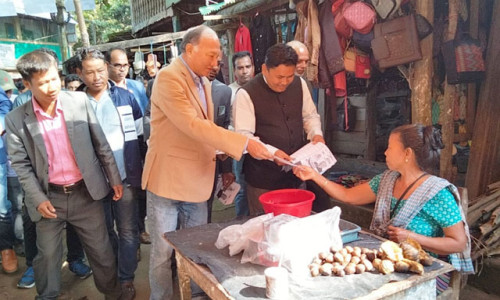 দুর্গম বিলাইছড়িতে দীপংকর তালুকদারের গণসংযোগ