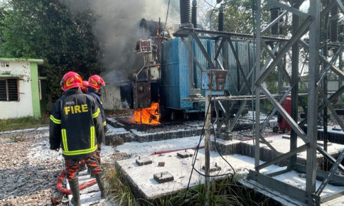 কাপ্তাই পানি বিদ্যুৎ কেন্দ্রের সাব স্টেশনের সুইচ ইয়ার্ডে অগ্নিকান্ড