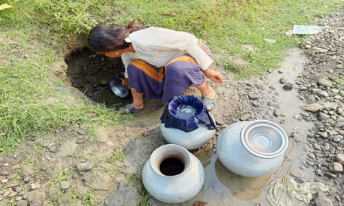 দাবদাহে আলীকদমে পানির তীব্র সংকট