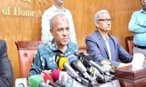 সন্ধ্যার পর থেকে পরিস্থিতি টের পাবেন: আইনশৃঙ্খলা নিয়ে স্বরাষ্ট্র উপদেষ্টা