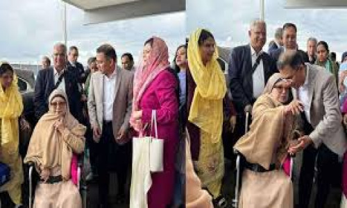 ঢাকার উদ্দেশে লন্ডনের হিথরো বিমানবন্দরে খালেদা জিয়া