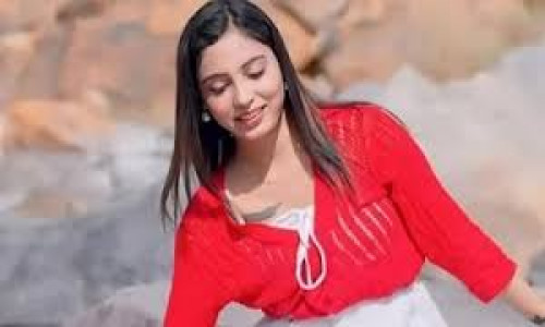 মডেলের ক্ষতবিক্ষত মরদেহ উদ্ধার, কথিত প্রেমিক আটক