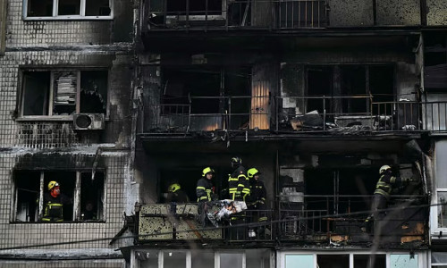 যুদ্ধ বন্ধের পরিকল্পনা নিয়ে যুক্তরাষ্ট্র-ইউক্রেনের ‘গঠনমূলক’ আলোচনা